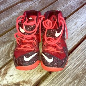 Nike Lebron James zoom soliders S-8